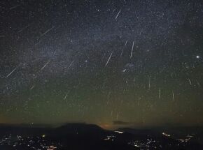 Chuva de meteoros Orion&iacute;deas atingir&aacute; sua m&aacute;xima atividade na quarta-feira (21).
