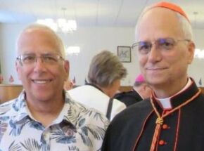 Papa Le&atilde;o XIV e seu irm&atilde;o, Louis Prevost.