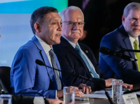 Nunes Marques (TSE) em coletiva de imprensa ap&oacute;s fim do primeiro turno
