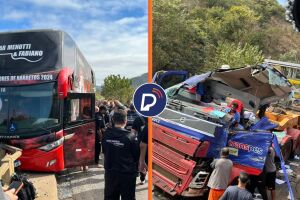 Ônibus da dupla sertaneja e carreta.