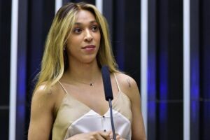 Deputada Erika Hilton. 