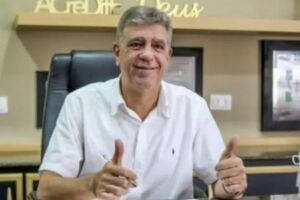 Prefeito de Timba&uacute;ba Marinaldo Rosendo