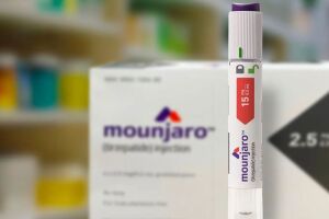 Rem&eacute;dio Mounjaro para emagrecimento.