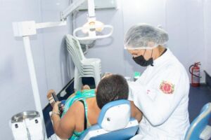 Prefeitura de Olinda oferece servi&ccedil;os de sa&uacute;de gratuito com Cl&iacute;nica M&oacute;vel e Odontom&oacute;vel.