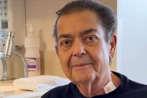 Apresentador Faust&atilde;o.