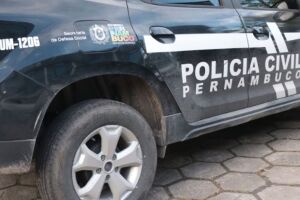 Carro da Pol&iacute;cia Civil de Pernambuco.