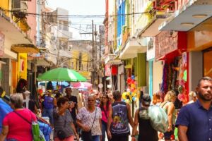 Com&eacute;rcio no Recife.