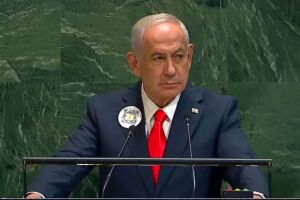 Netanyahu responde ap&oacute;s boatos de que estava morto.