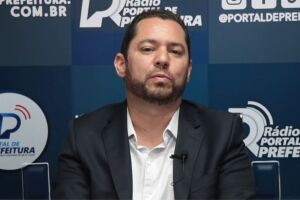 Romerinho Jatob&aacute; afirma que pretende disputar elei&ccedil;&otilde;es para presidente da FPF.