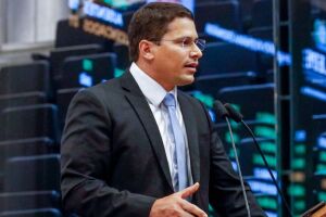 Deputado estadual J&uacute;nior T&eacute;rcio. 