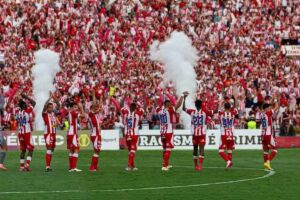 Aflitos lotado em dia de jogo do N&aacute;utico.