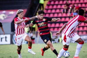 Sport x N&aacute;utico em duelo pelo Pernambucano.
