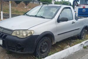 Caminhonete apreendida por PRF. 