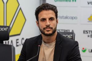 Hudson &eacute; contratado para ser o novo gerente de futebol do Sport.