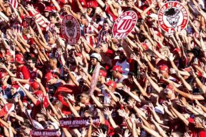 Torcedores da TJF - N&aacute;utico at&eacute; Morrer no est&aacute;dio.