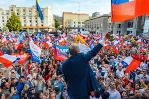 Kast, 'Bolsonaro chileno', vence elei&ccedil;&atilde;o no Chile