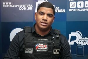 Emerson Freitas participa do programa Fala Pol&iacute;tico.