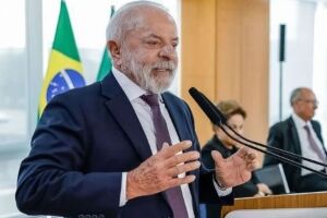 Presidente Lula em coletiva.