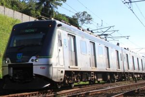 Metr&ocirc; do Recife em circula&ccedil;&atilde;o