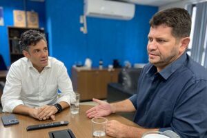 Vice-prefeito de Paulista com Daniel Coelho. 