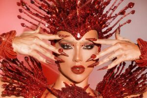 "Samba culposo": Virginia &eacute; detonada por internautas ap&oacute;s estreia como rainha de bateria 