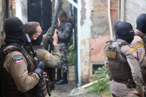 For&ccedil;as de seguran&ccedil;a da Bahia.