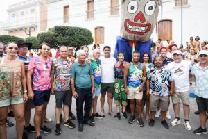 Governadora Raquel Lyra esteve presente no Carnaval de Pesqueira.