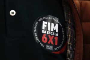 Protesto contra a escala 6x1.