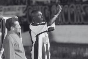 Morre Reinaldo Aleluia, ex-atacante do Bahia e Cear&aacute; aos 53 anos 