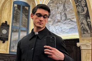 Padre diz que deixar&aacute; sacerd&oacute;cio por causa do celibato: "Amo Deus, mas n&atilde;o consigo viver sem sexo"