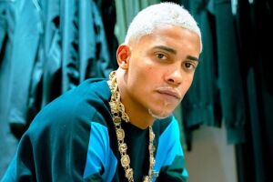 MC Poze do Rodo tem casa invadida e assaltantes roubam quase de R$ 2 milh&otilde;es em bens