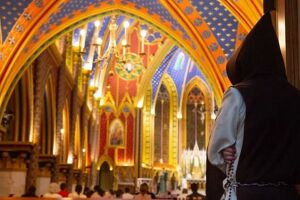 Escravos da F&eacute; Os Arautos do Evangelho" na HBO