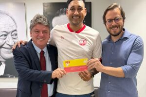 Influenciador Caio Chuva se filia ao PSB e anuncia pr&eacute;-candidatura a deputado estadual