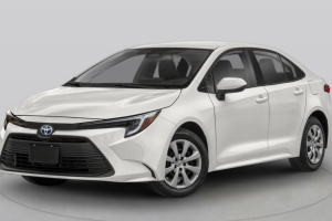 Toyota Corolla sedan 2026. Aumento de at&eacute; R$5.000 em mar&ccedil;o, surpreende compradores.