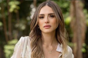 Atriz Isabelle Drummond.