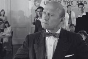 James Tolkan. 
