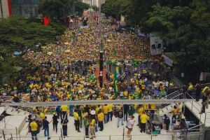 Manifesta&ccedil;&atilde;o da direita na Avenida Paulista.
