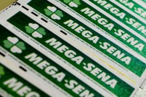 Cartelas da Mega-Sena.