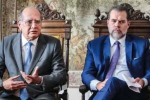 Ministros Gilmar Mendes e Dias Toffoli, do STF.