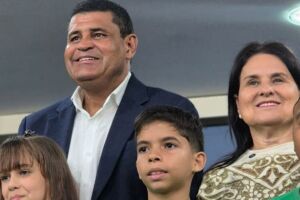 Prefeita de Igarassu, Elcione Ramos e vereador Maguila, presidente da C&acirc;mara e autor do projeto