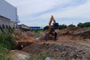 Prefeitura atua com rigor e impede interven&ccedil;&atilde;o irregular em canal no Portal dos Prazeres