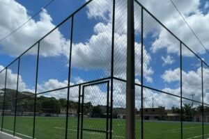 Prefeitura de Abreu e Lima inaugura novo gramad&atilde;o.