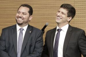 Romerinho Jatob&aacute; e Jo&atilde;o Campos.