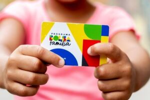 Bolsa Fam&iacute;lia.