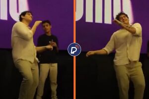 Pastor da ADVEC convida jovens para "disputa" do passinho do Jamal no altar