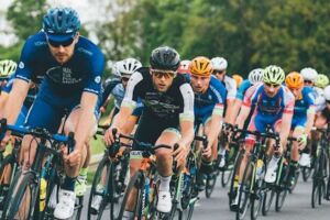 Ciclistas em atividade