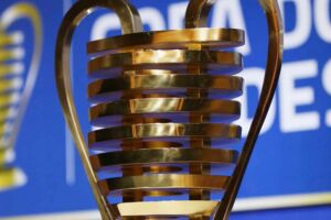 Ferrovi&aacute;rio x Retr&ocirc; se enfrentam nesta quarta (15), &agrave;s 19h30.