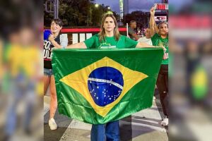 Deputada federal Clarissa T&eacute;rcio em manifesta&ccedil;&atilde;o.