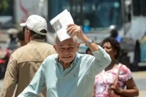 Idoso no calor extremo