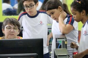 Alunos do Col&eacute;gio Salesiano Recife